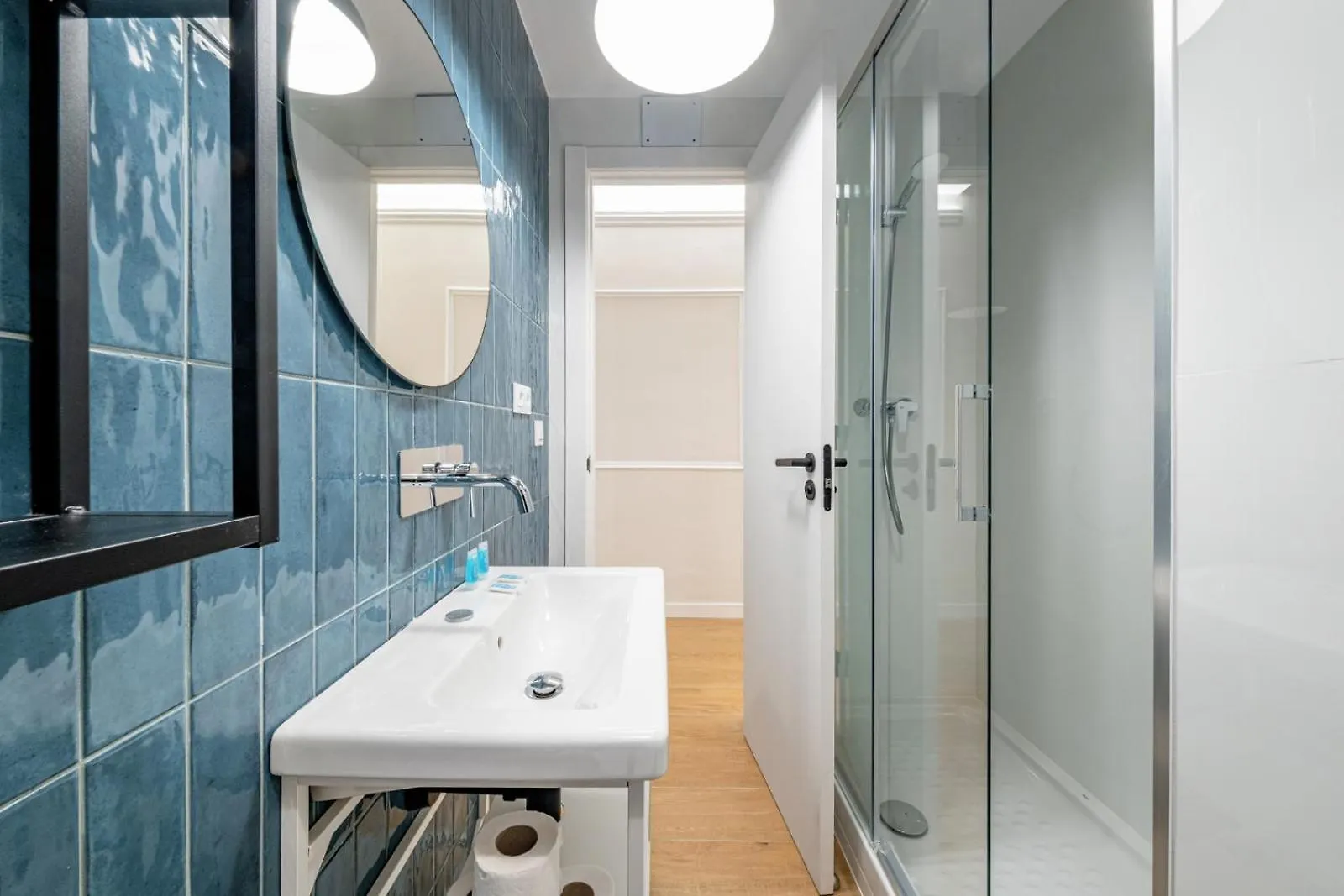 Bebarceloner Eixample Apartments - 4 Bedrooms