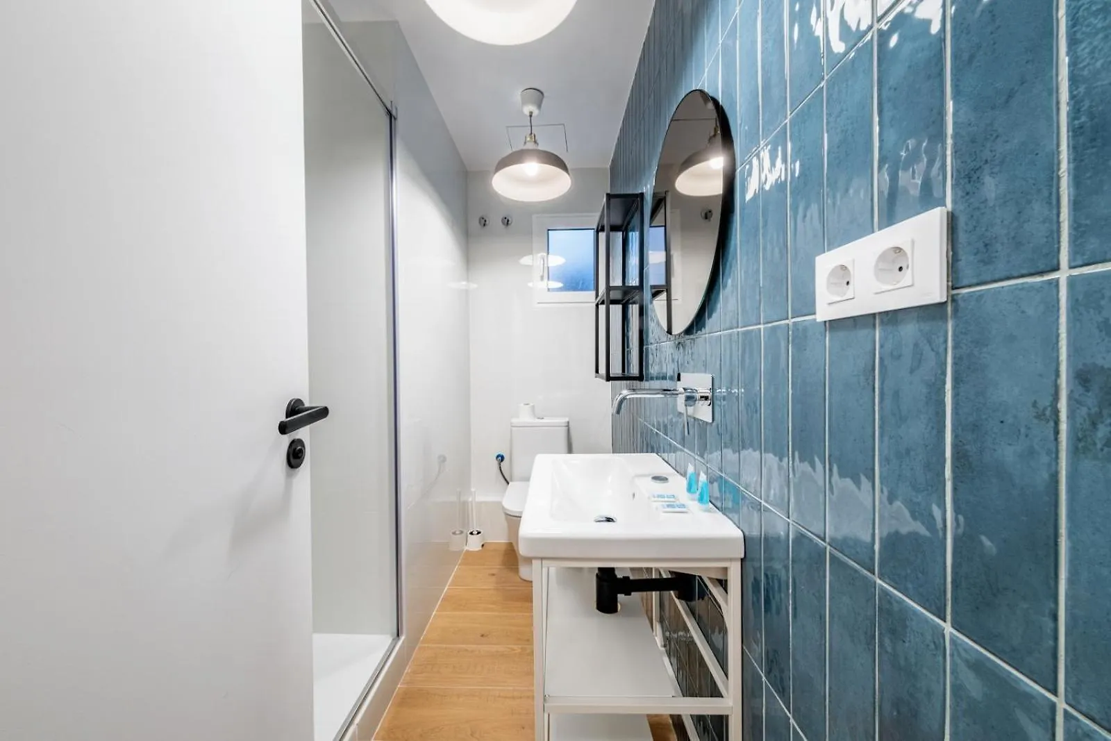 Bebarceloner Eixample Apartments - 4 Bedrooms  바르셀로나