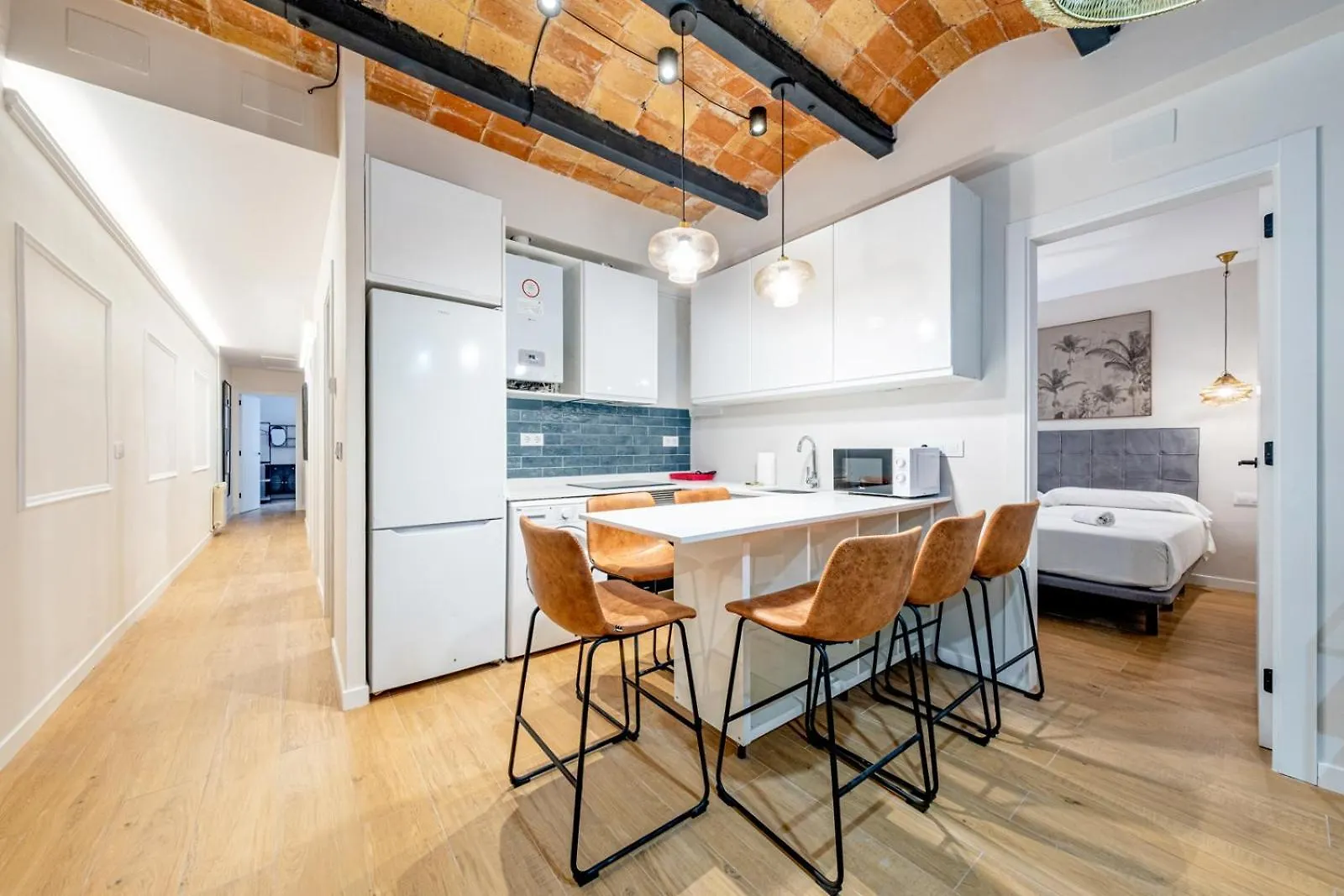 Bebarceloner Eixample Apartments - 4 Bedrooms