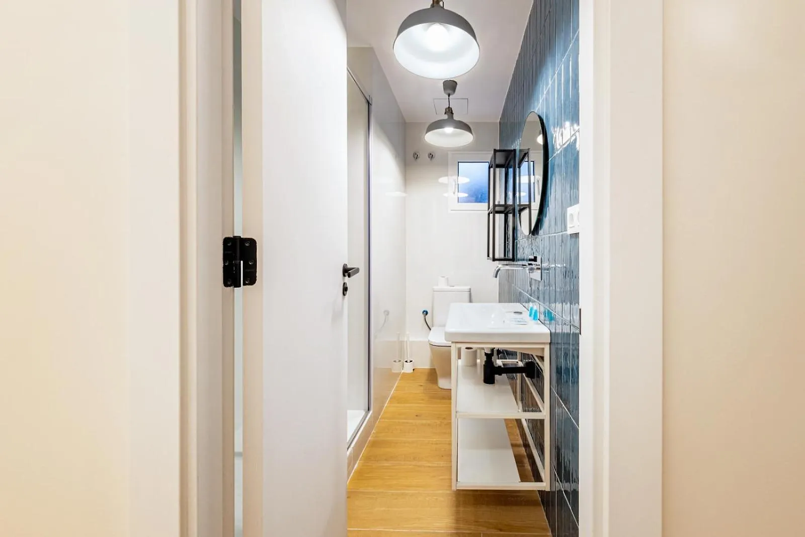 Bebarceloner Eixample Apartments - 4 Bedrooms